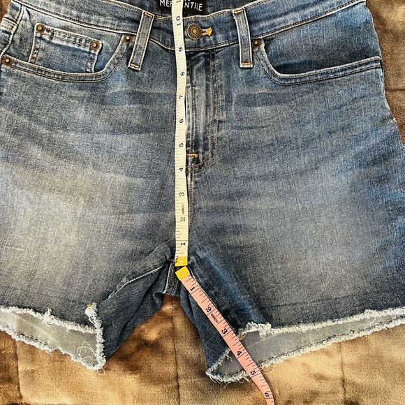 J Crew Mercantile size 27 Raw Hem Denim Shorts Distressed Inseam 4" High Rise - Picture 4 of 8
